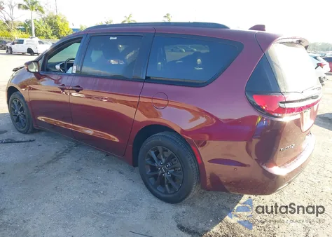 2021 Chrysler Pacifica Limited Awd z USA, uszkodzony, nr VIN 2C4RC3GG6MR574200